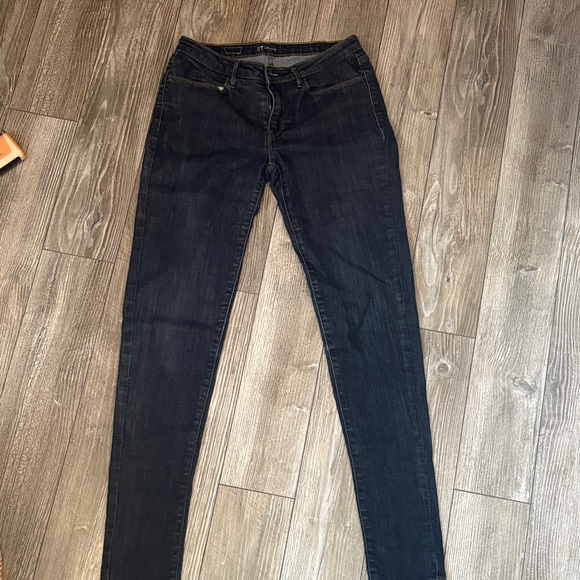 Levi's Women's Dark Blue Jeggings - Picture 2 of 4